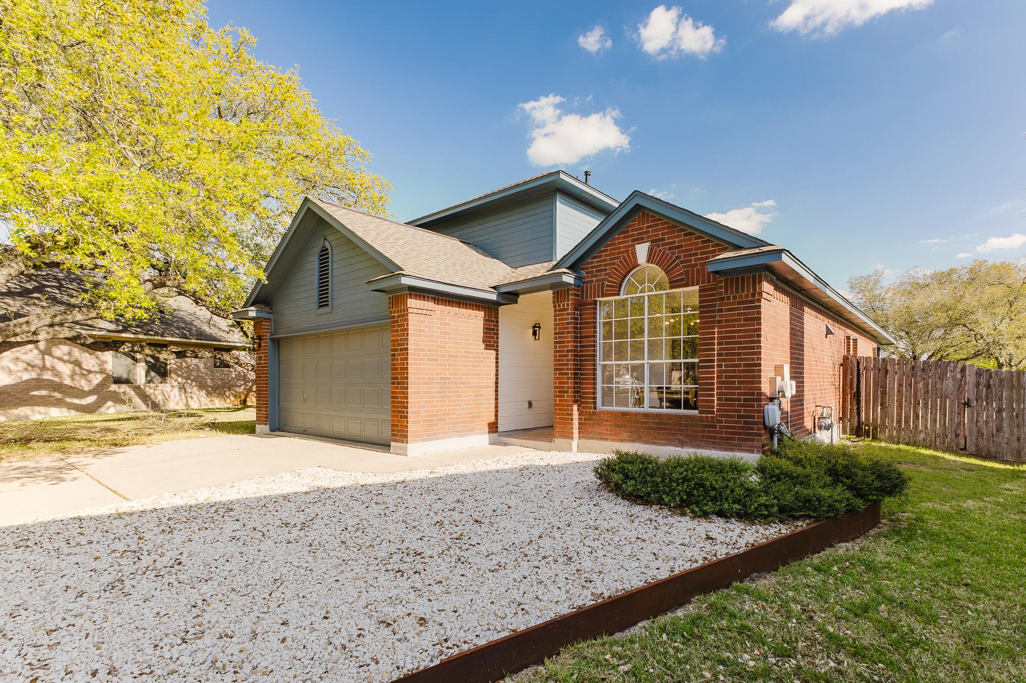 9513 LINKMEADOW Dr, Austin, TX 78748