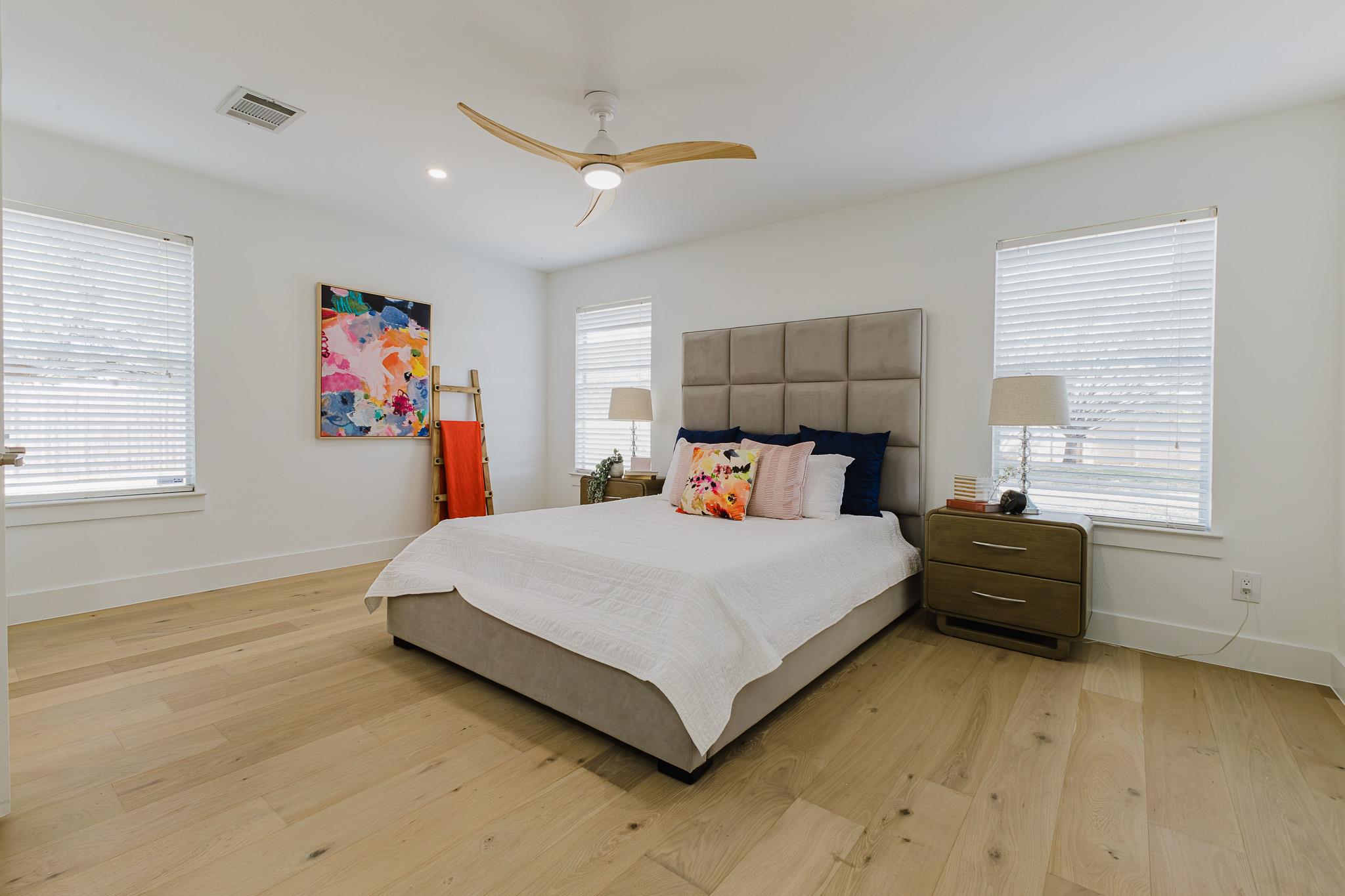 9513 LINKMEADOW Dr, Austin, TX 78748