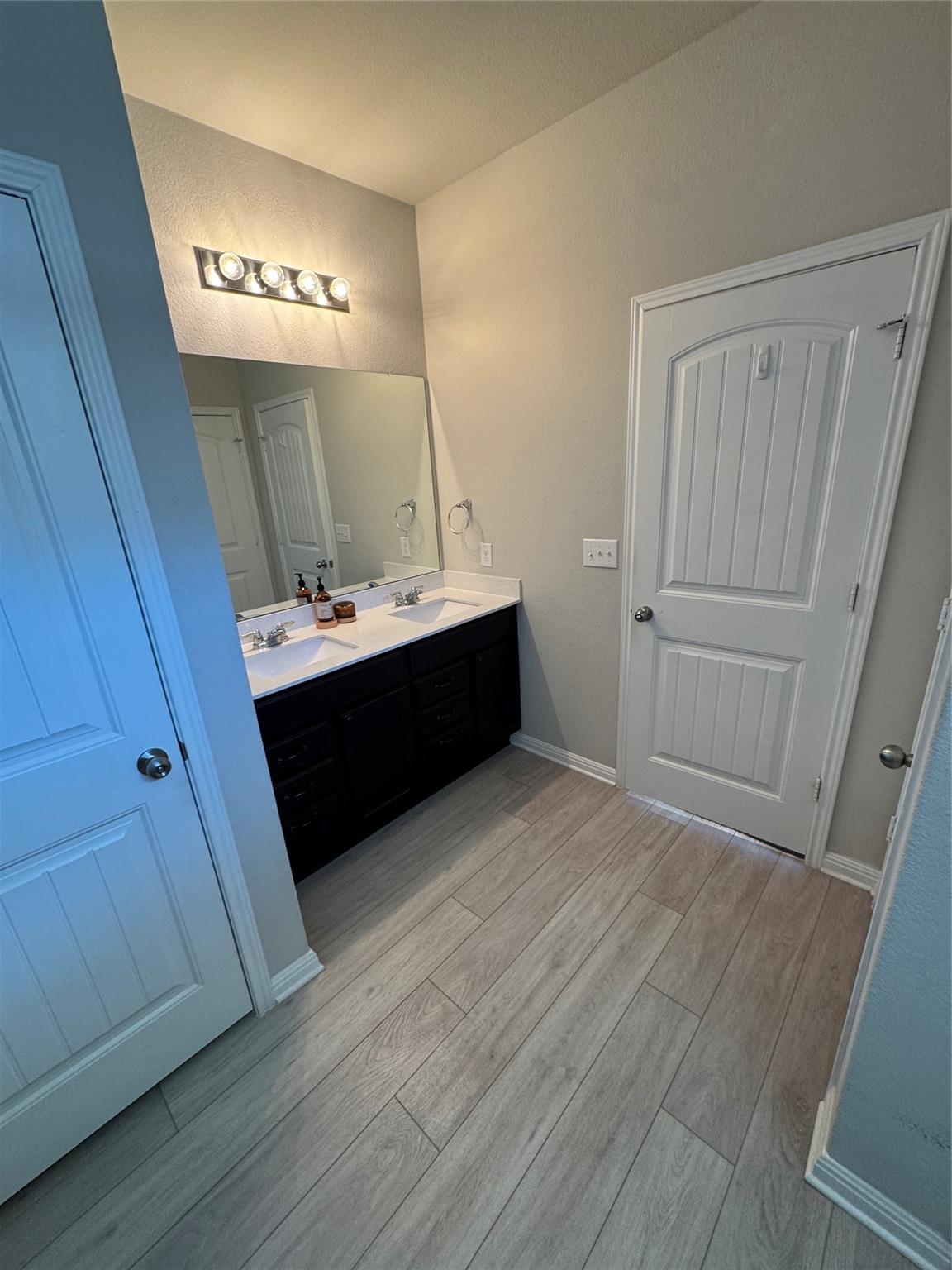 2440 Lobo Landing Cv, Georgetown, TX 78628