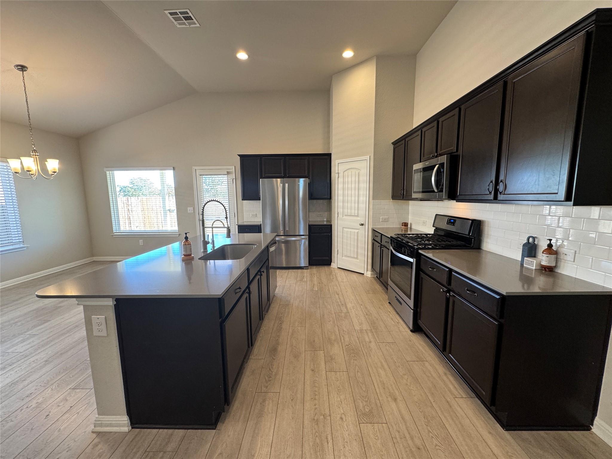 2440 Lobo Landing Cv, Georgetown, TX 78628