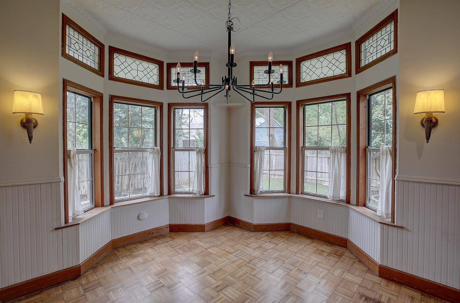 1806 S Main St, Georgetown, TX 78626