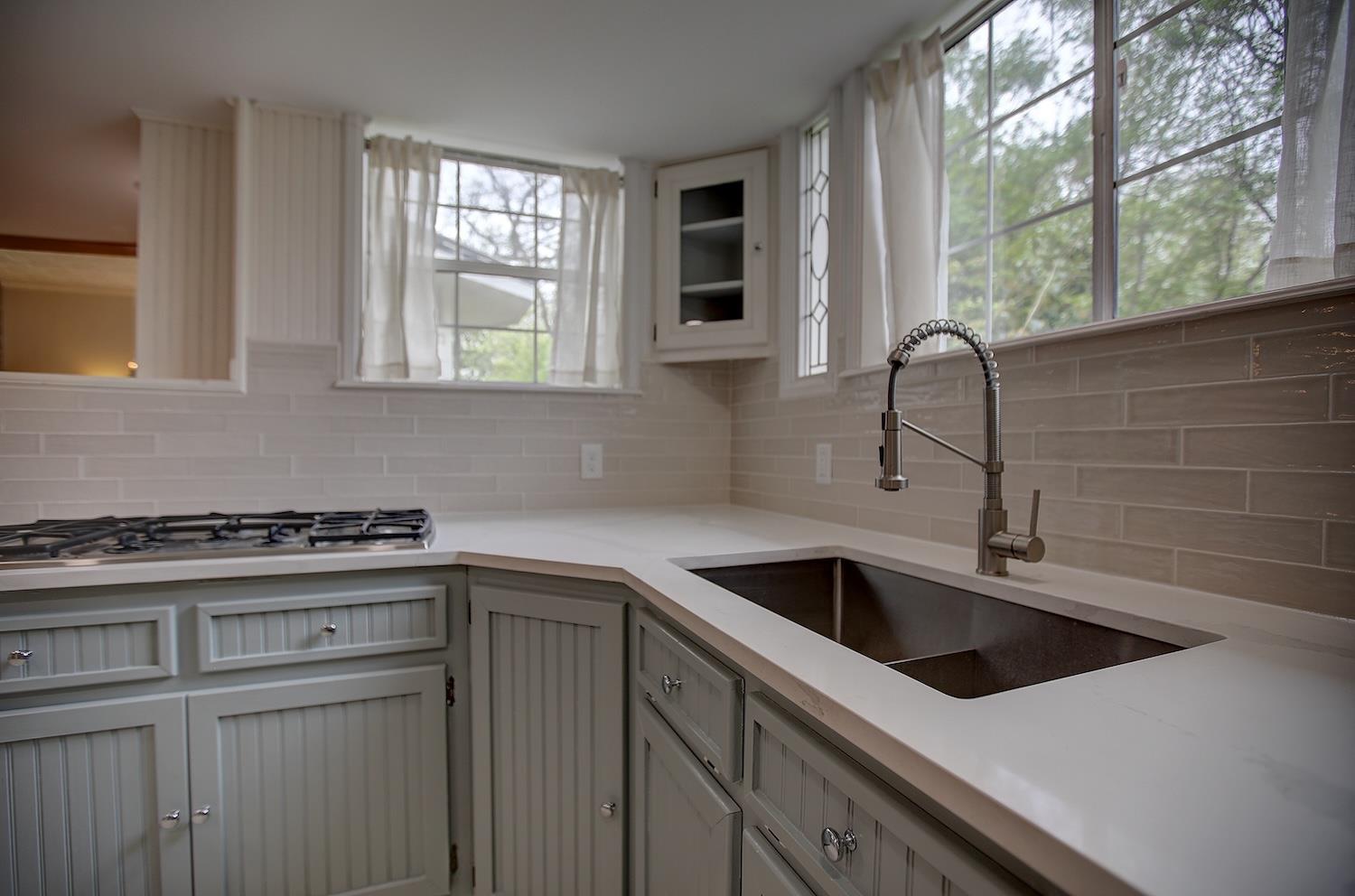 1806 S Main St, Georgetown, TX 78626