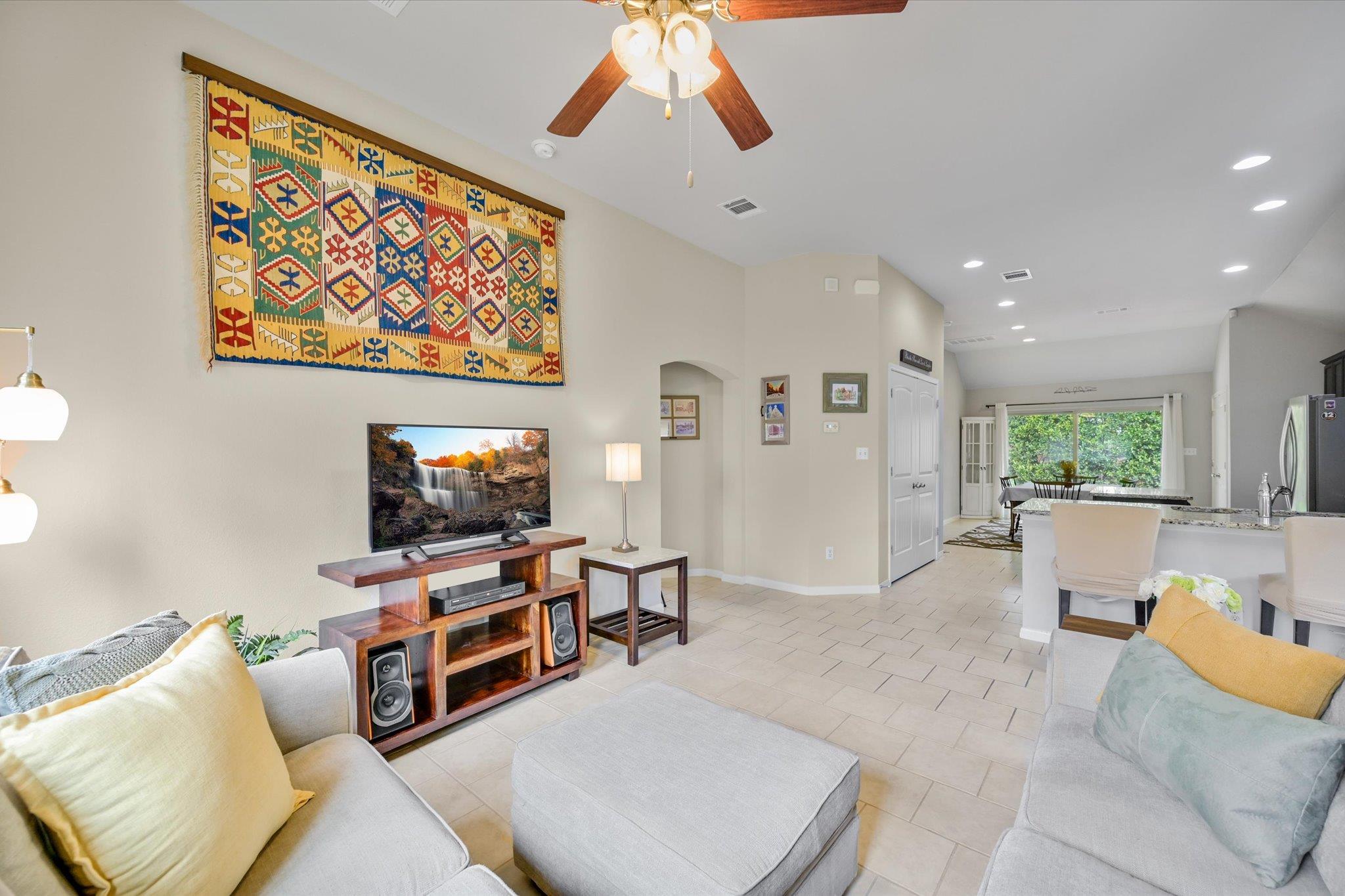 358 Tilly Ln, Buda, TX 78610