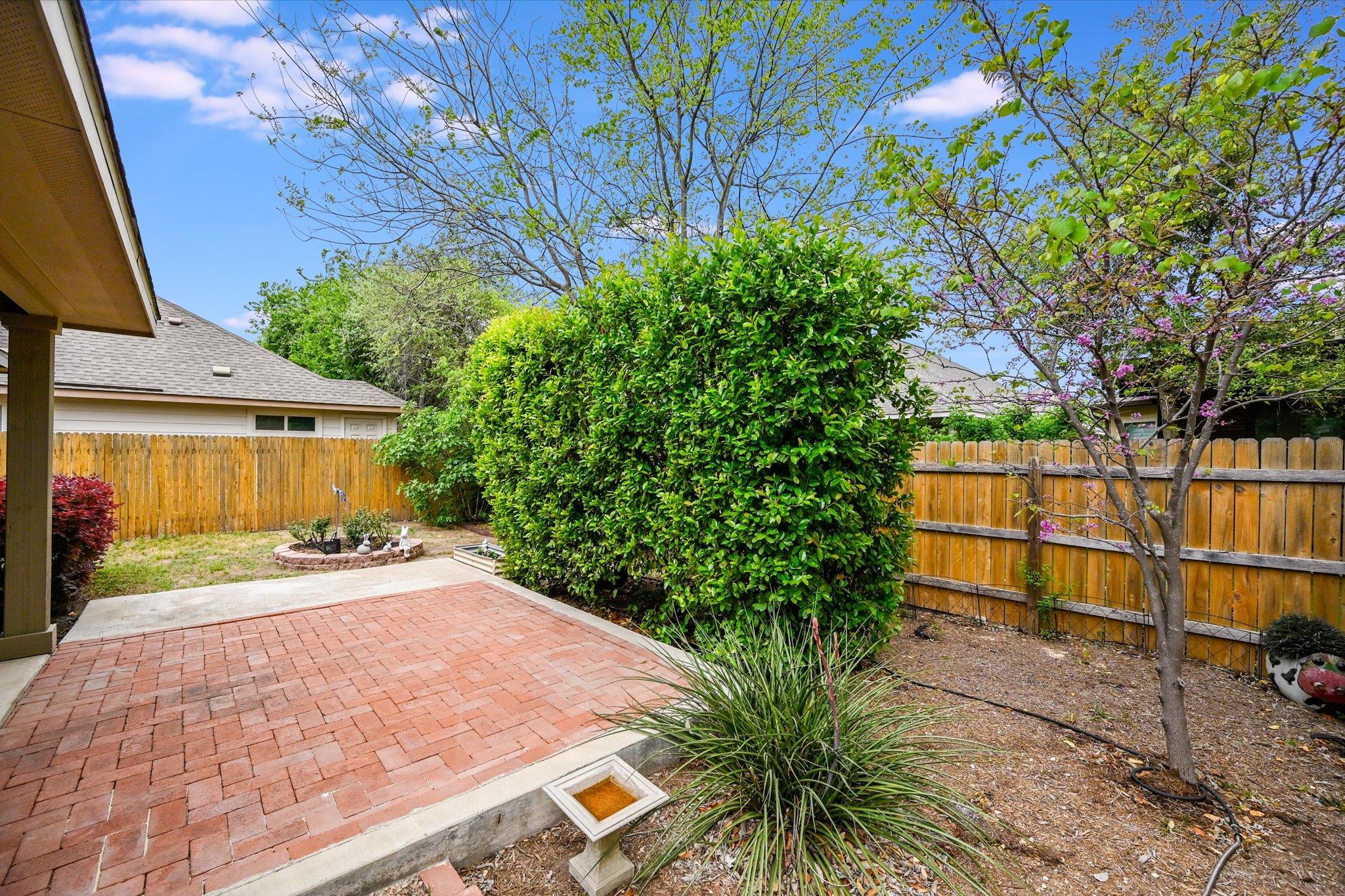 358 Tilly Ln, Buda, TX 78610