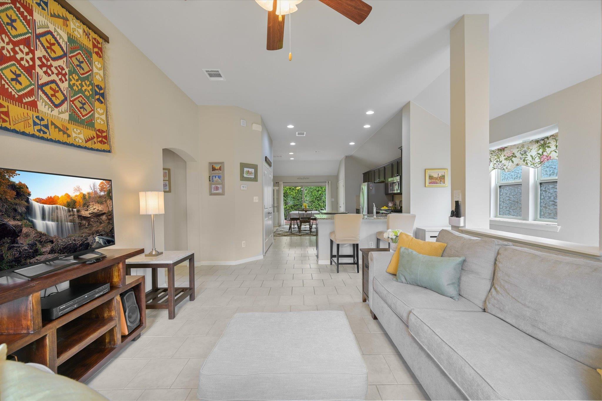 358 Tilly Ln, Buda, TX 78610