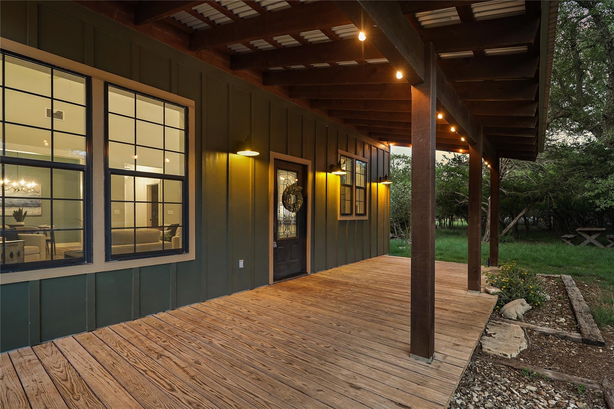 786 Beauchamp Rd, Dripping Springs, TX 78620