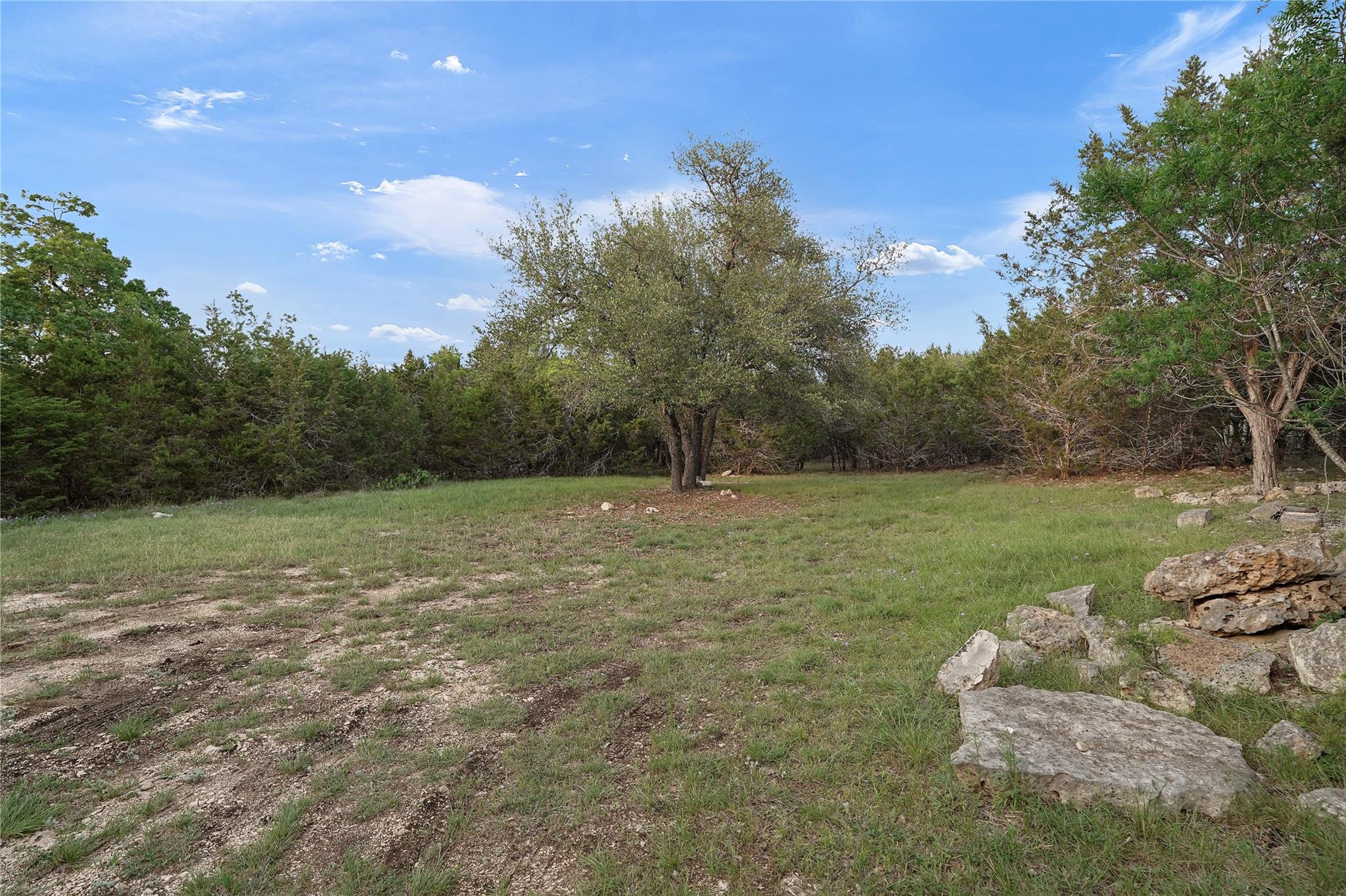 786 Beauchamp Rd, Dripping Springs, TX 78620