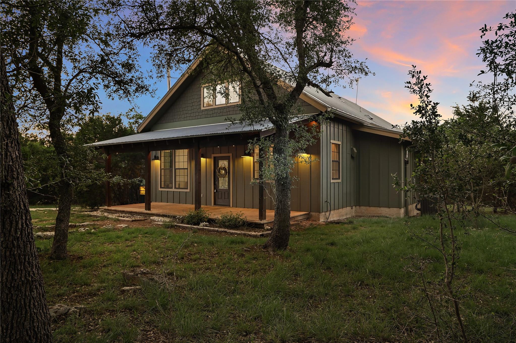786 Beauchamp Rd, Dripping Springs, TX 78620