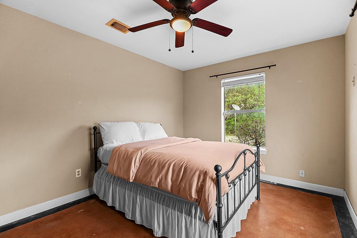 102 Rocky Creek Rd, Dripping Springs, TX 78620