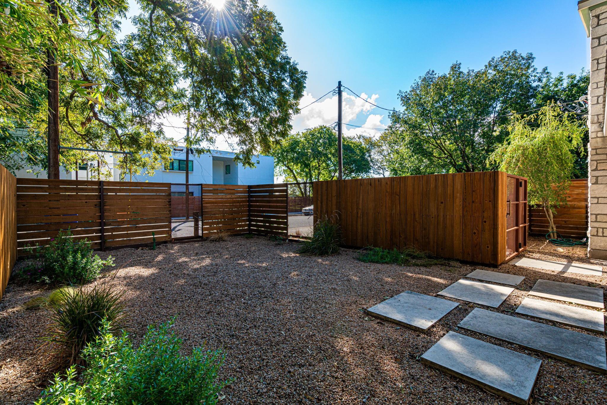 72 San Saba St, Austin, TX 78702