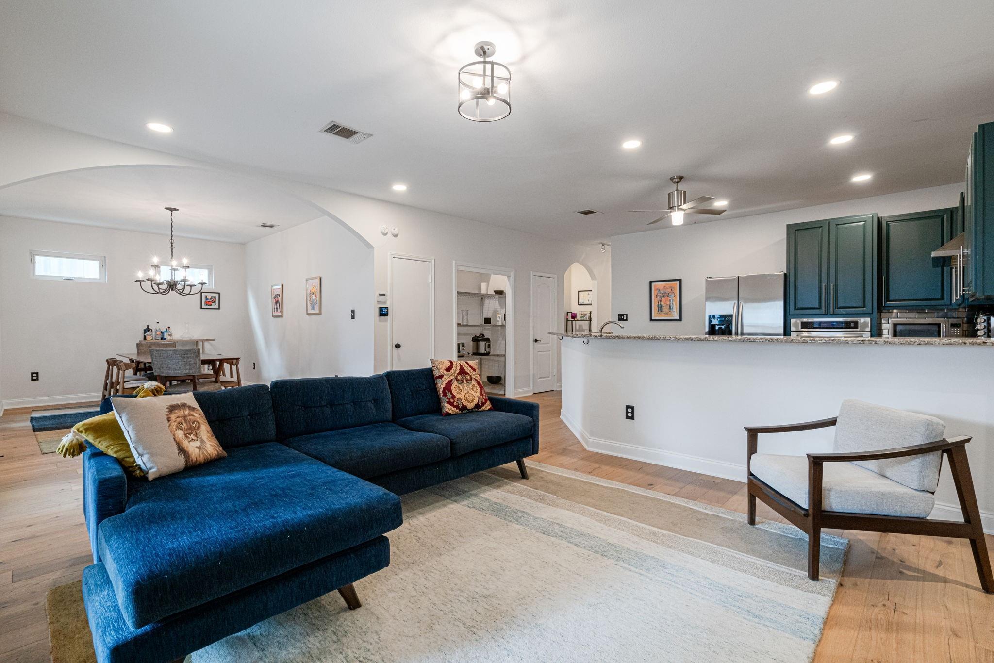 72 San Saba St, Austin, TX 78702