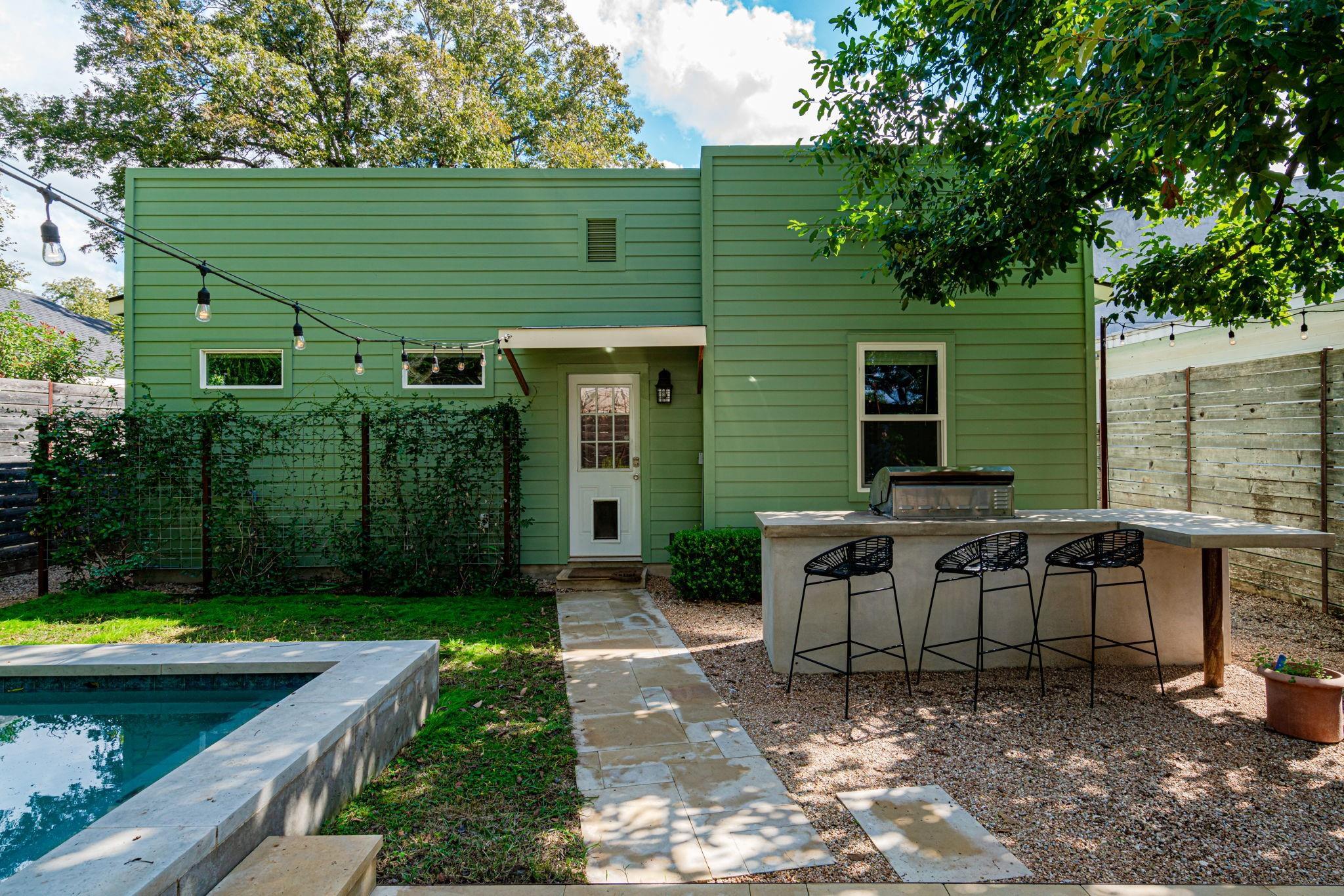 72 San Saba St, Austin, TX 78702