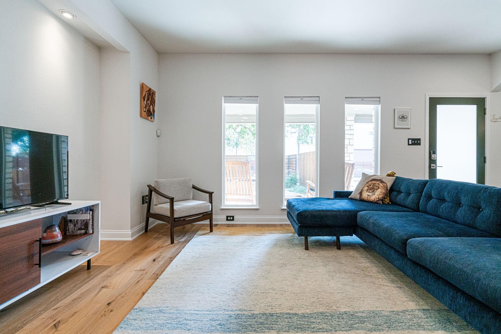 72 San Saba St, Austin, TX 78702