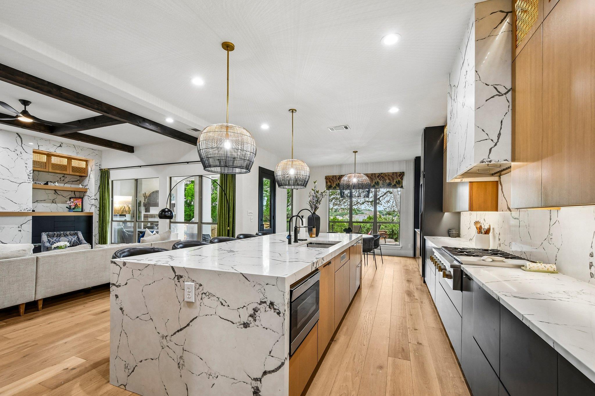 449 Santaluz Ln, Austin, TX 78732