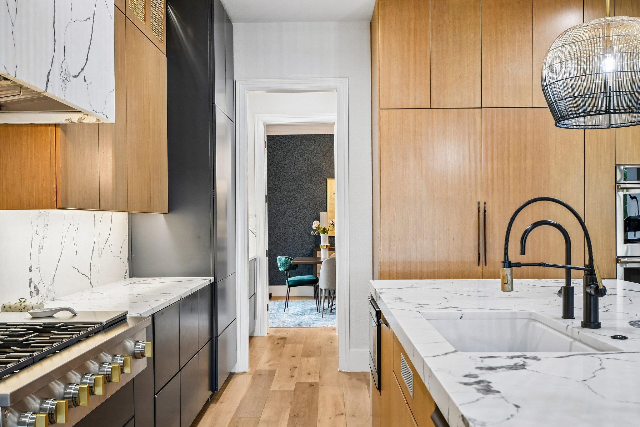 449 Santaluz Ln, Austin, TX 78732