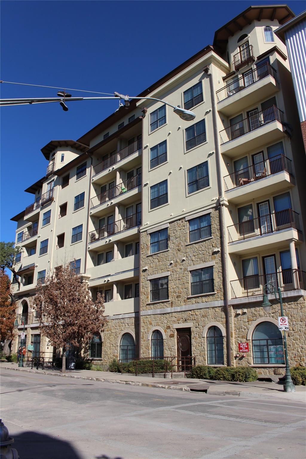 2505 San Gabriel St # 405, Austin, TX 78705