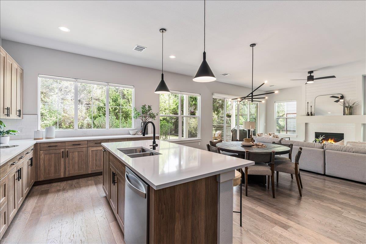 7910 Ryans Way, Austin, TX 78726