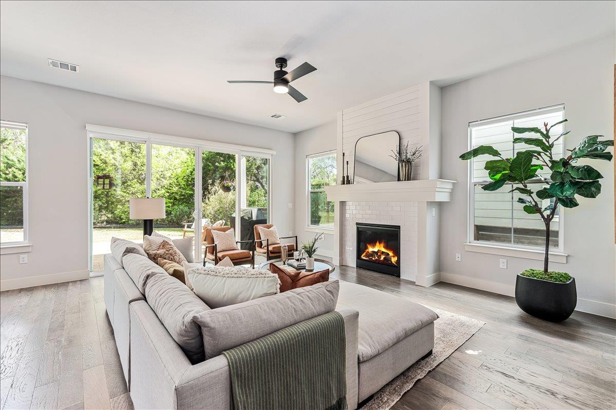 7910 Ryans Way, Austin, TX 78726