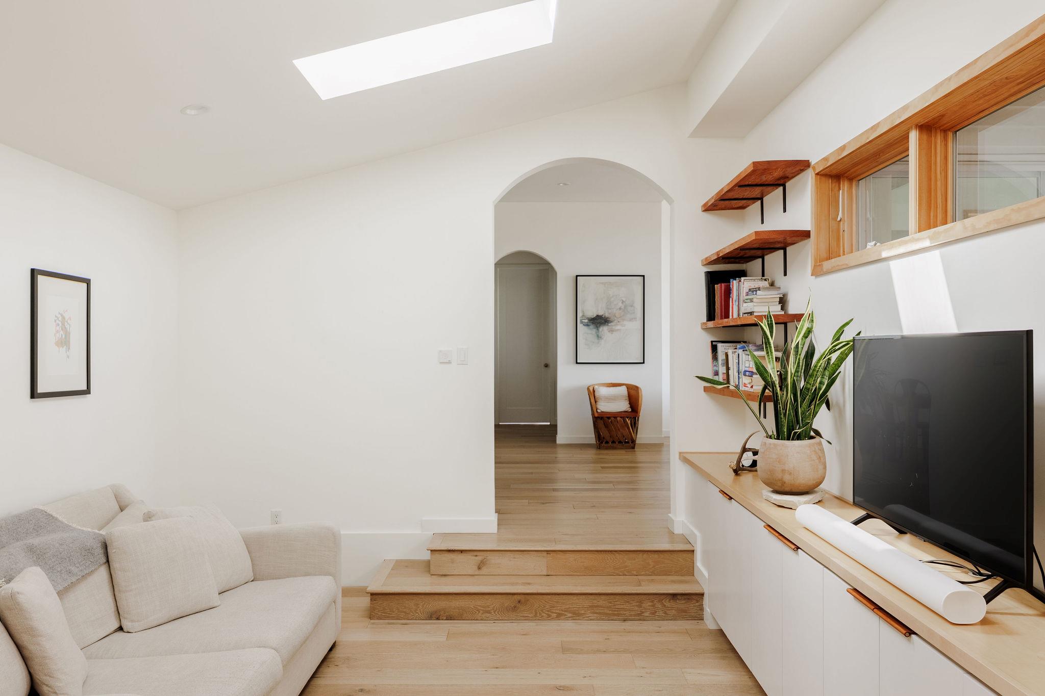 201 Terra Scena Trl, Dripping Springs, TX 78620