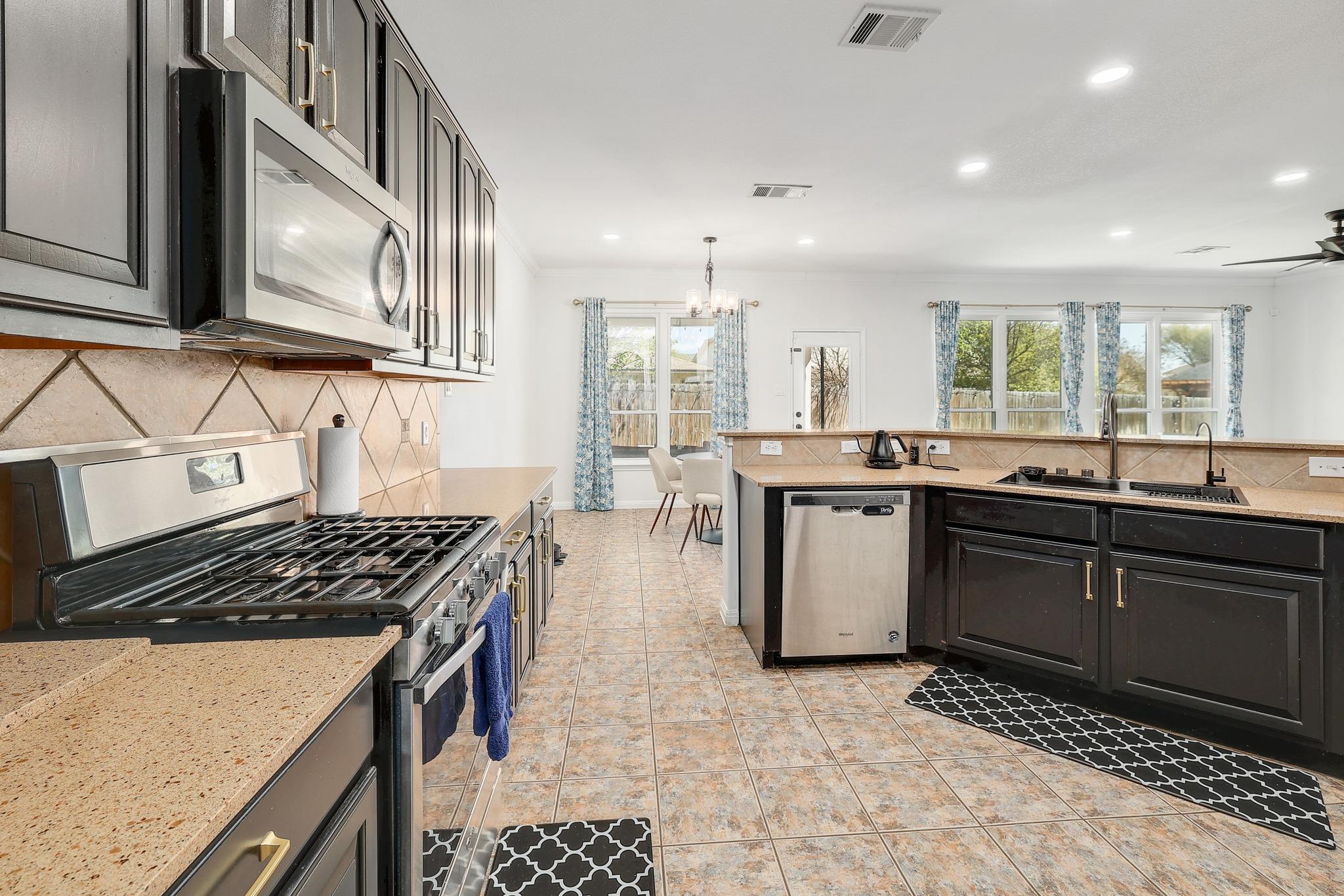 2304 Brittway Ln, Cedar Park, TX 78613