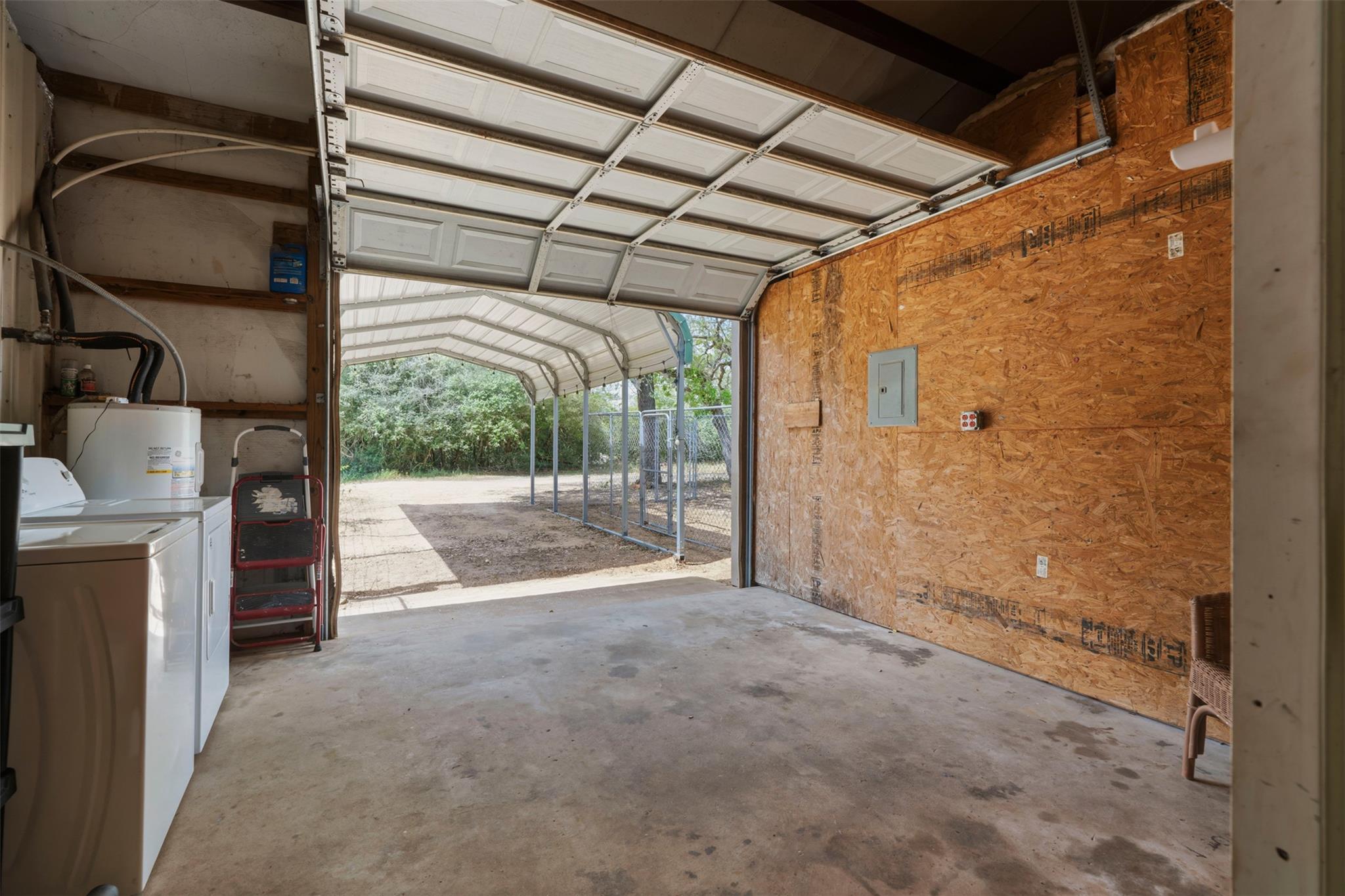 10996 CR 311, Rockdale, TX 76567