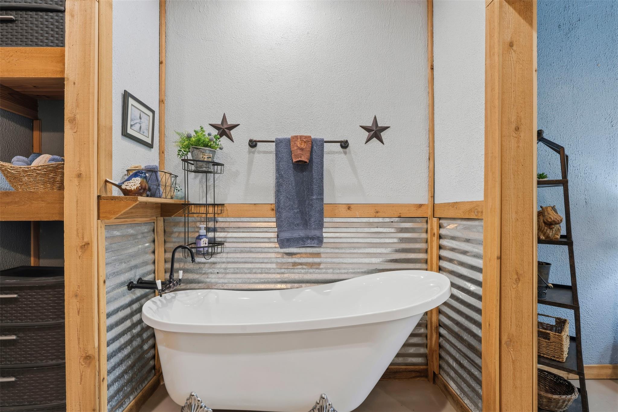 10996 CR 311, Rockdale, TX 76567