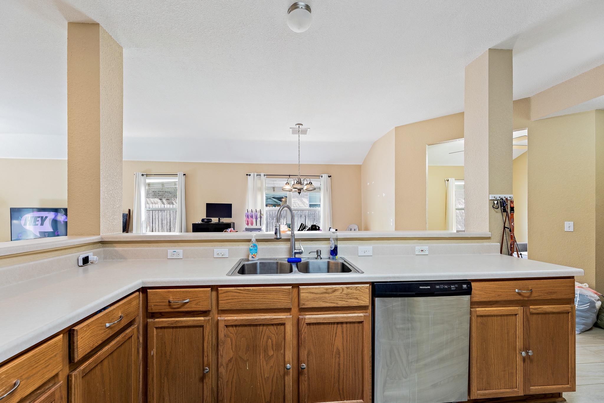 1206 Parker Pl, Cedar Park, TX 78613