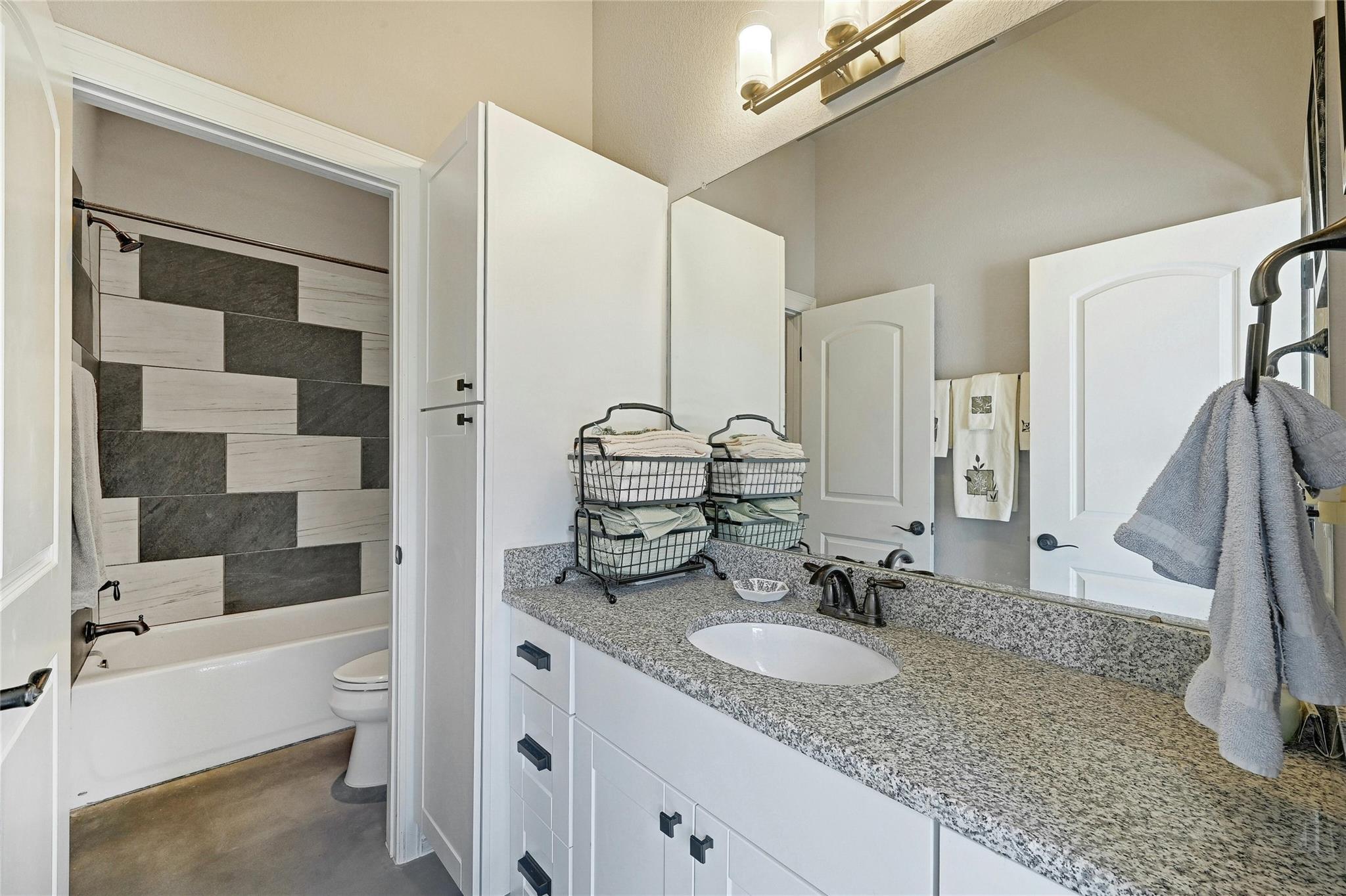 19908 Victoria Chase Rd, Lago Vista, TX 78645