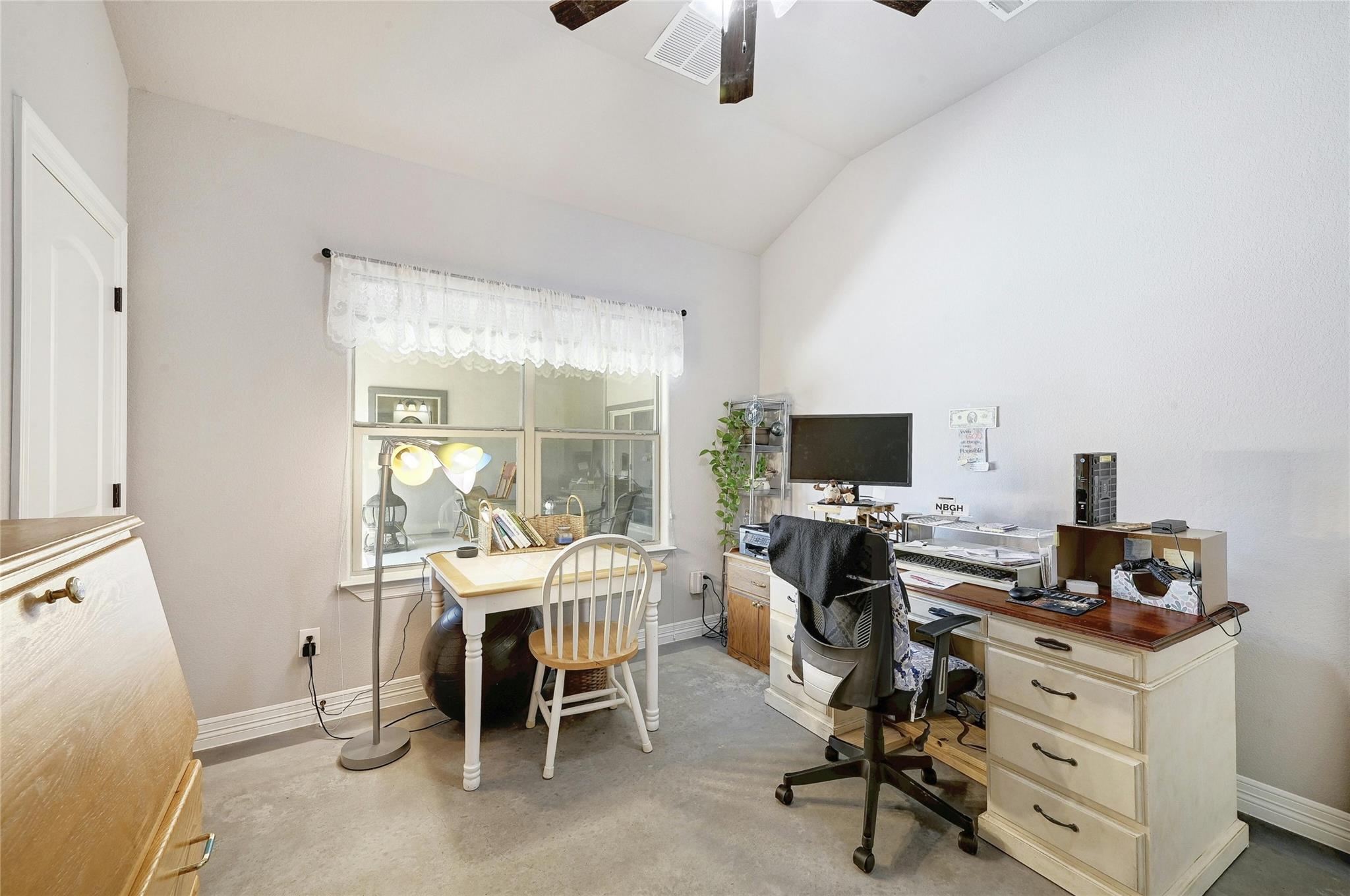 19908 Victoria Chase Rd, Lago Vista, TX 78645