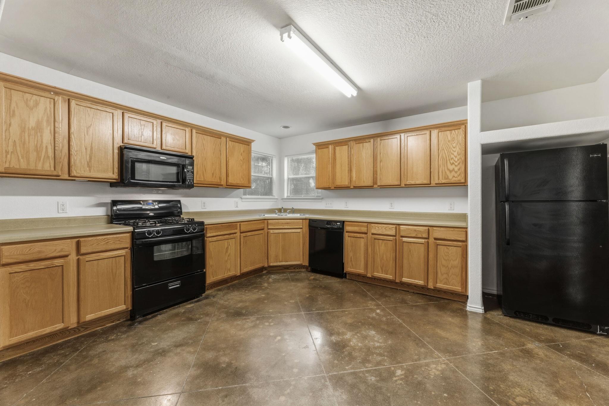 2405 E 9th St # A, Austin, TX 78702