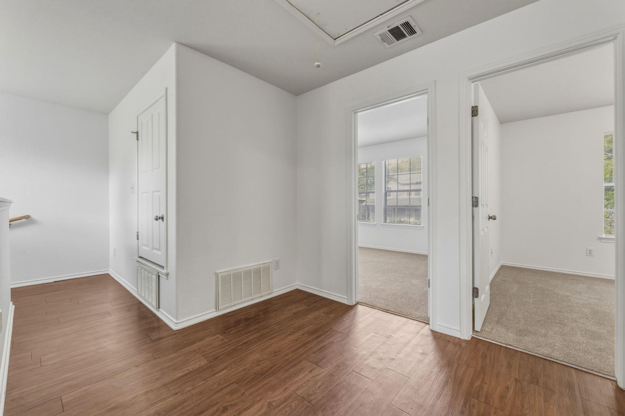 2405 E 9th St # A, Austin, TX 78702