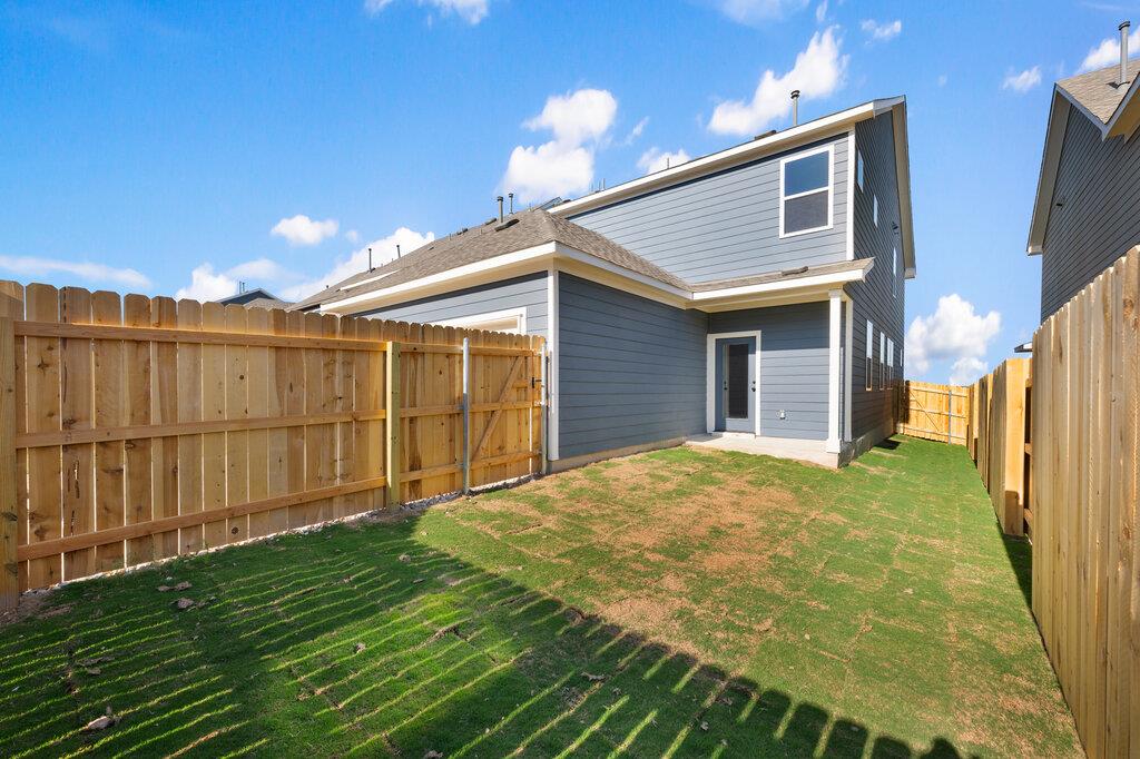 229 Leeland Dr, Liberty Hill, TX 78642