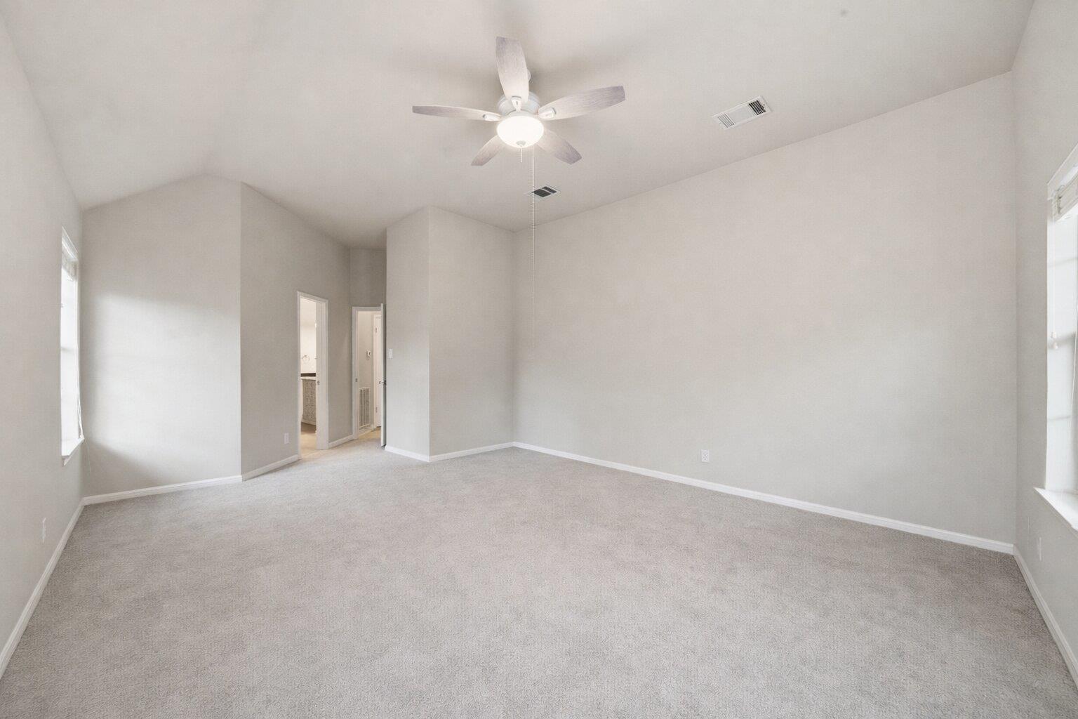 550 Peterson Ln, Lakeway, TX 78734