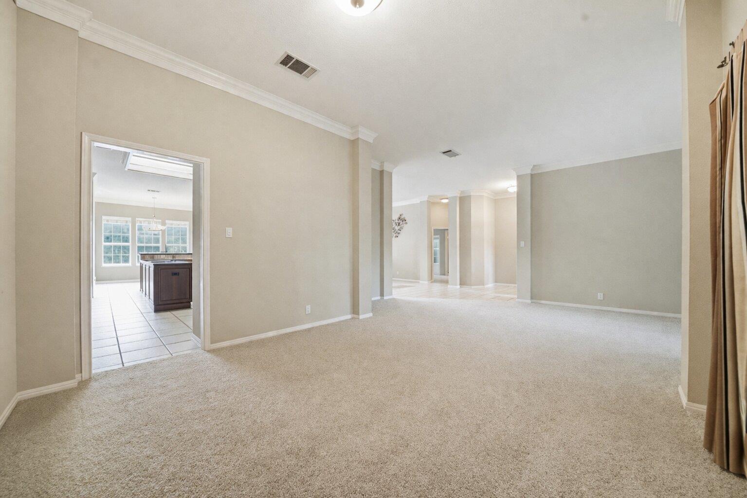 550 Peterson Ln, Lakeway, TX 78734