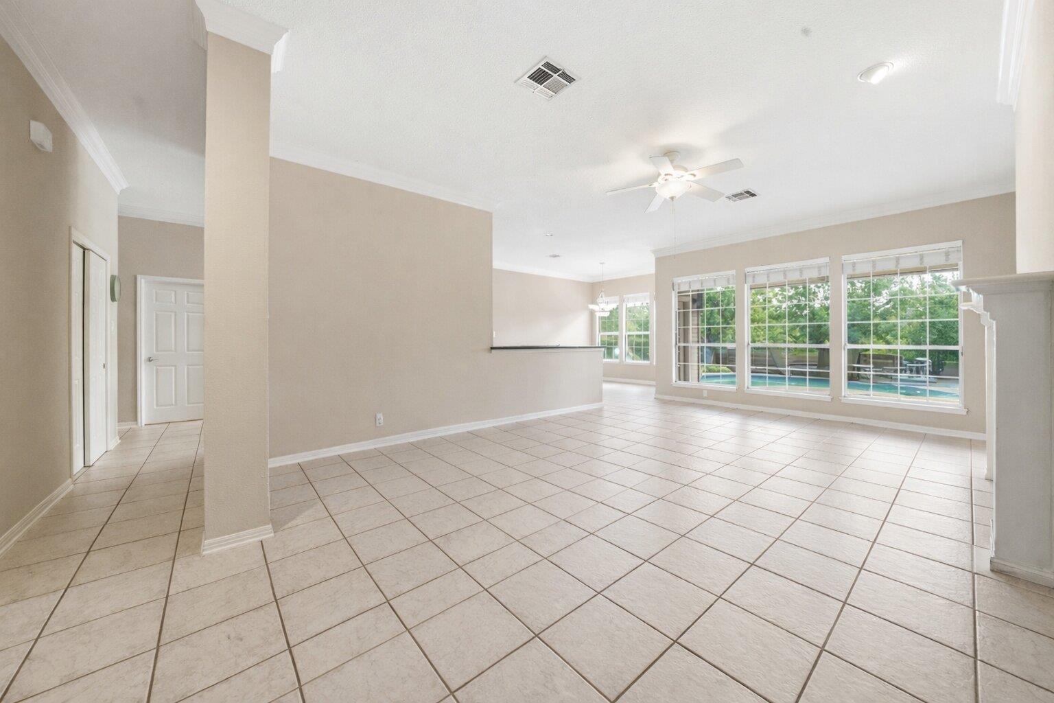 550 Peterson Ln, Lakeway, TX 78734