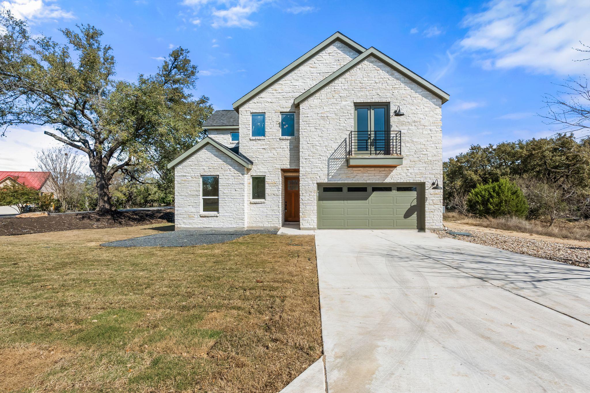 112 Kendall Rd, Spicewood, TX 78669