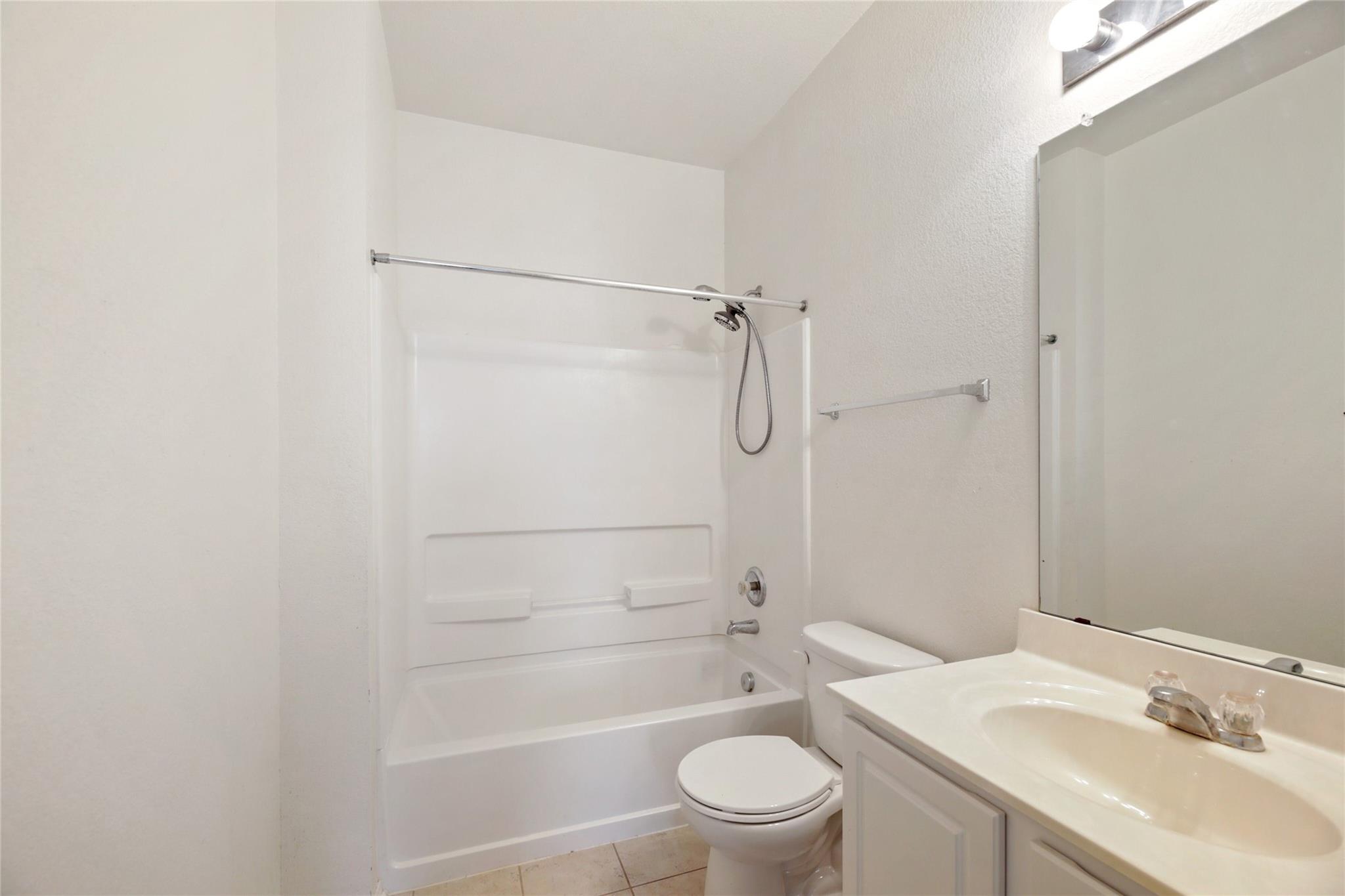 187 Rummel Dr, Kyle, TX 78640