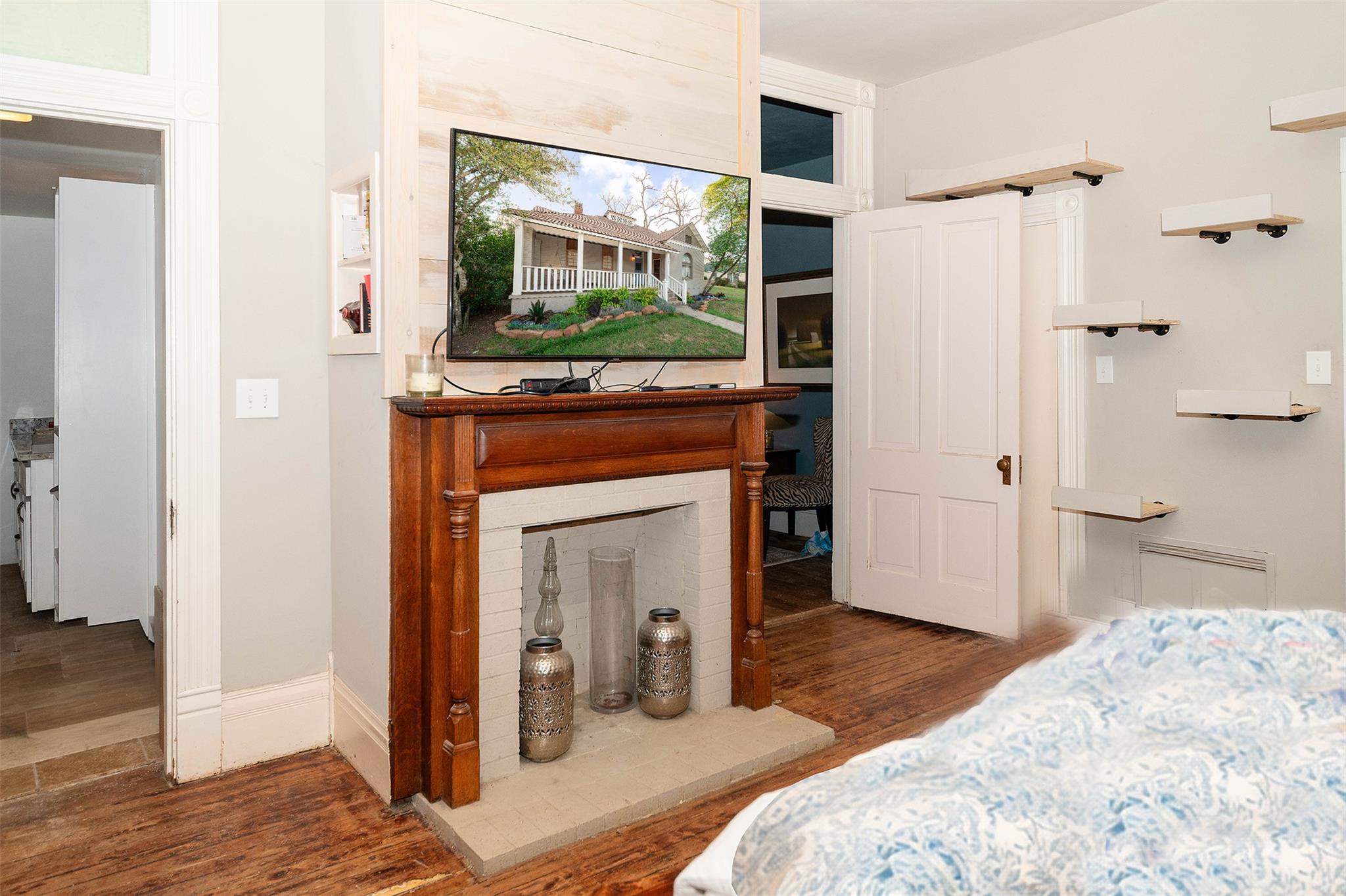 1202 Pecan St, Bastrop, TX 78602