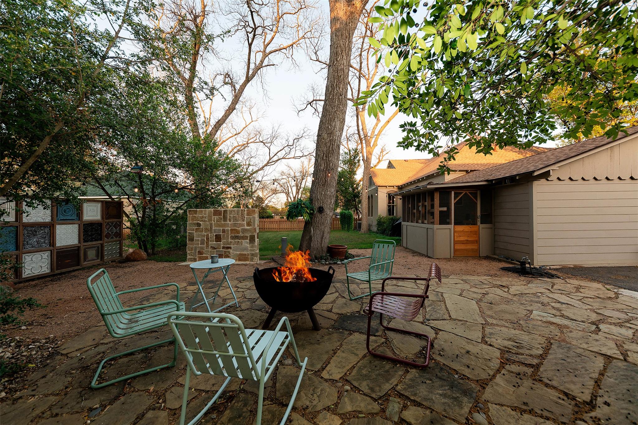 1202 Pecan St, Bastrop, TX 78602