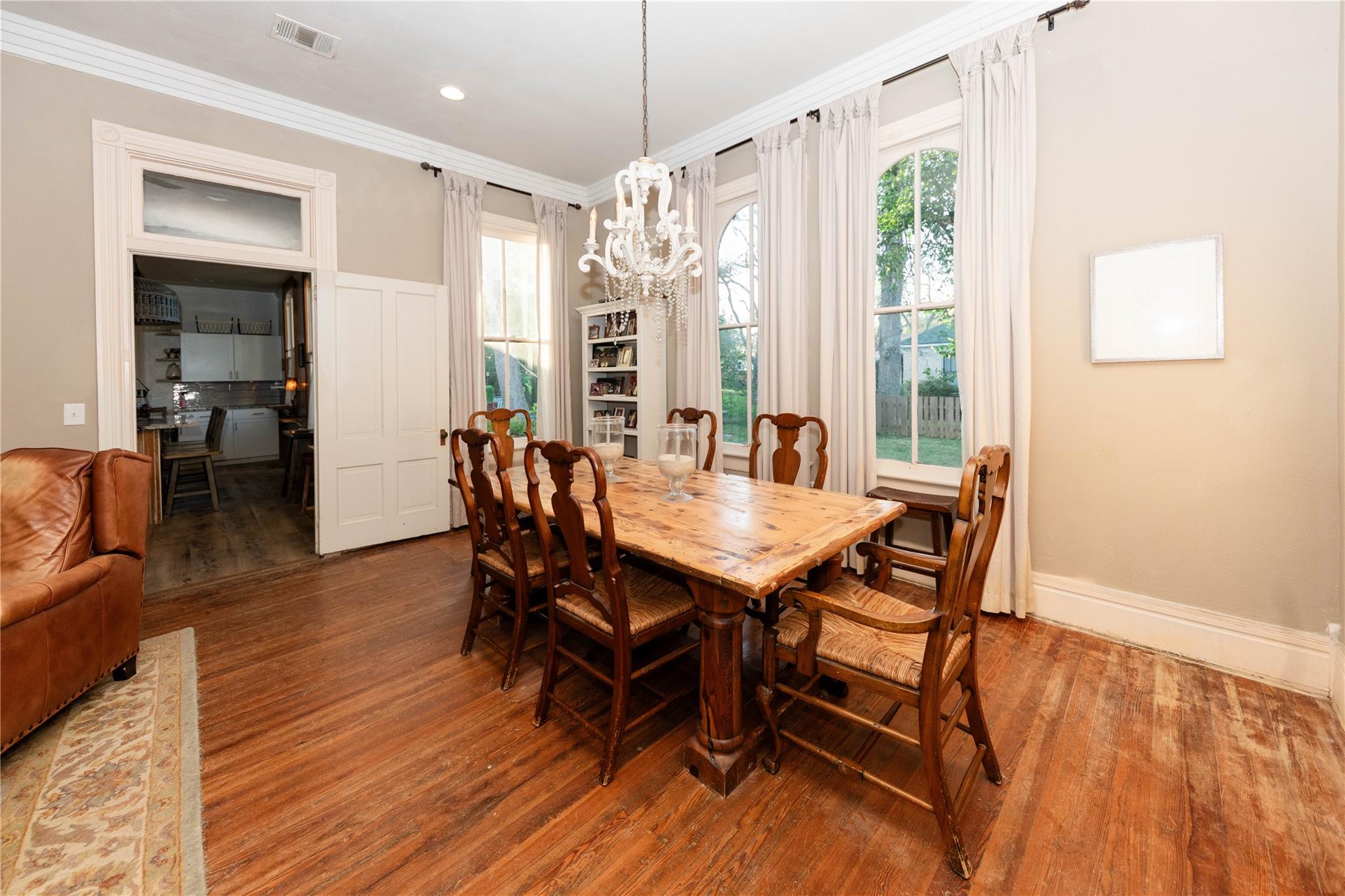 1202 Pecan St, Bastrop, TX 78602