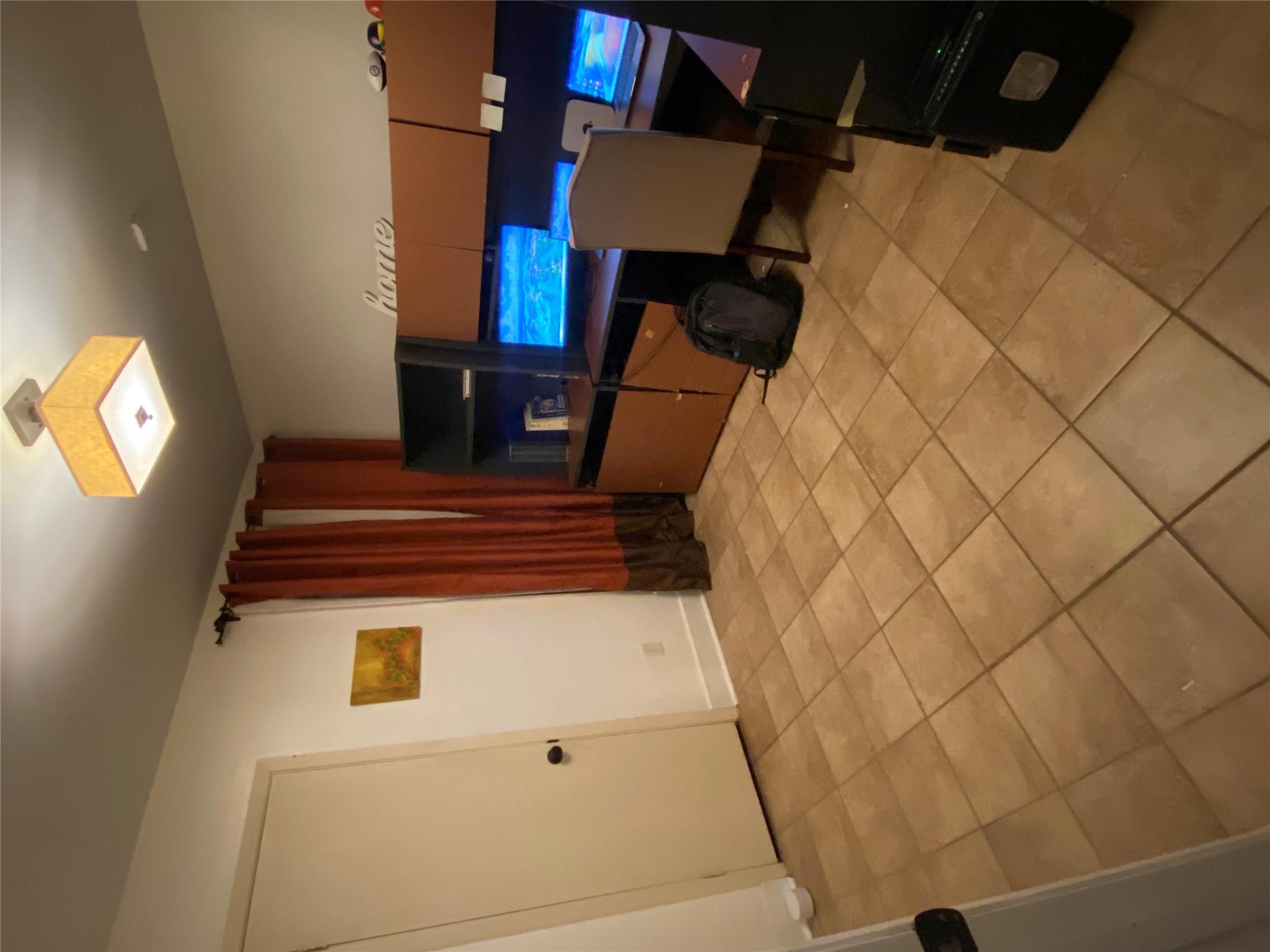 102 Skyloop Dr, Austin, TX 78745