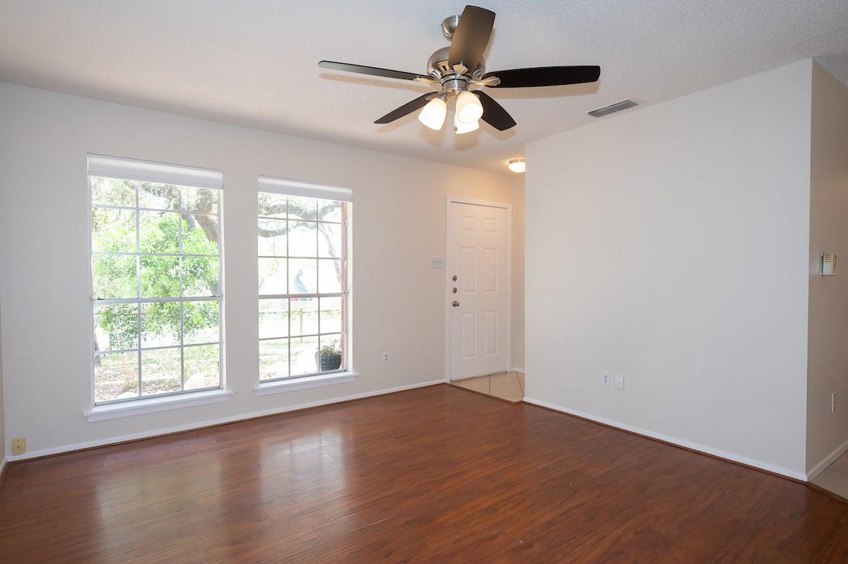 8202 Longview Rd, Austin, TX 78745