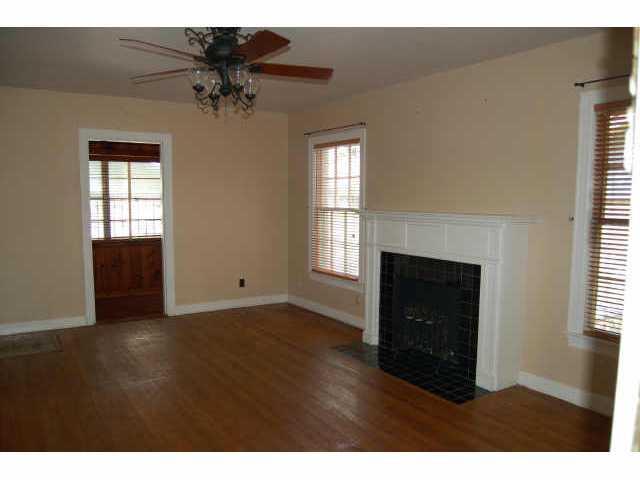 1308 Crestwood Rd # A, Austin, TX 78722