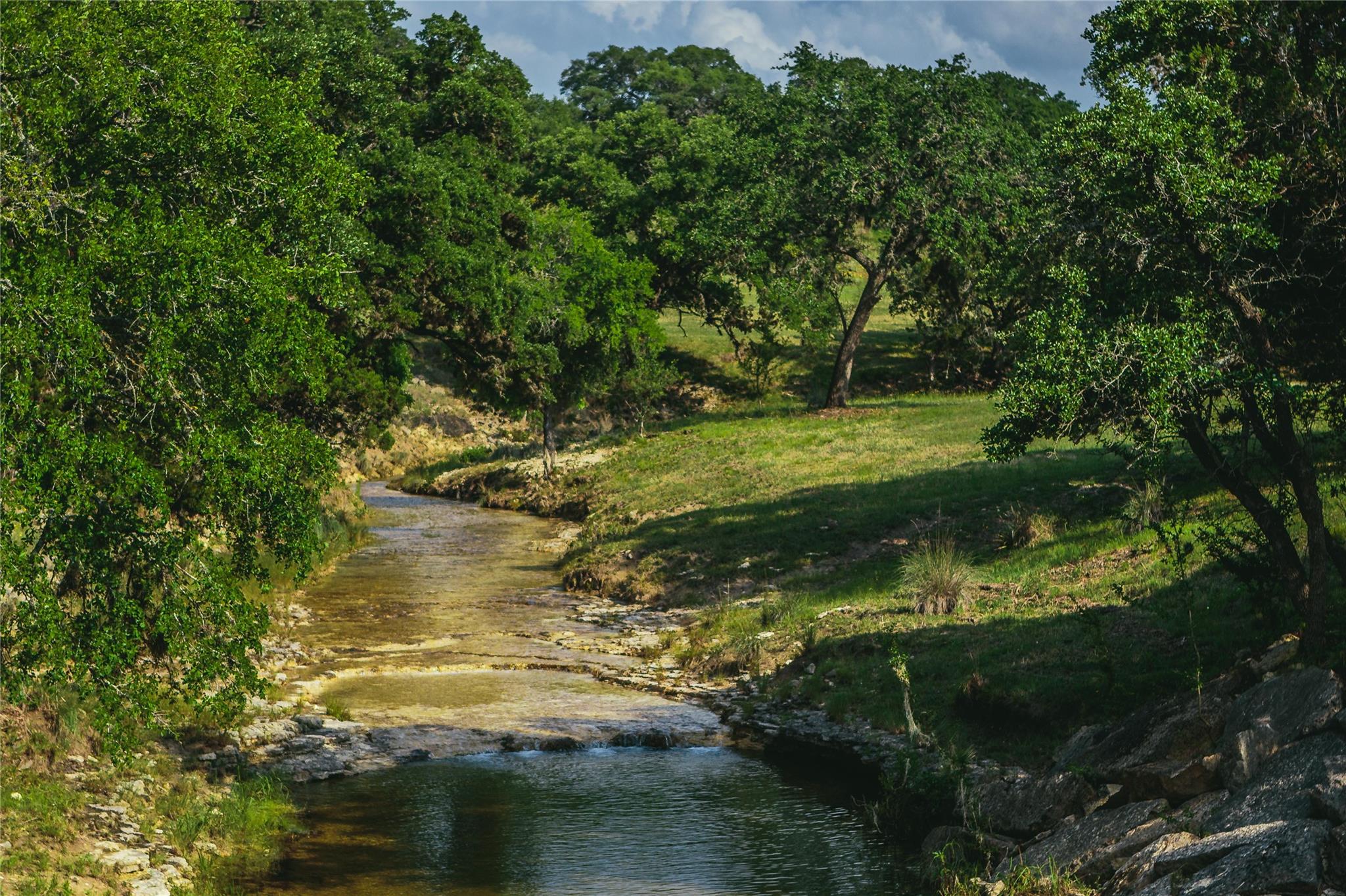 1934 N Walnut Springs Rd, Johnson City, TX 78636