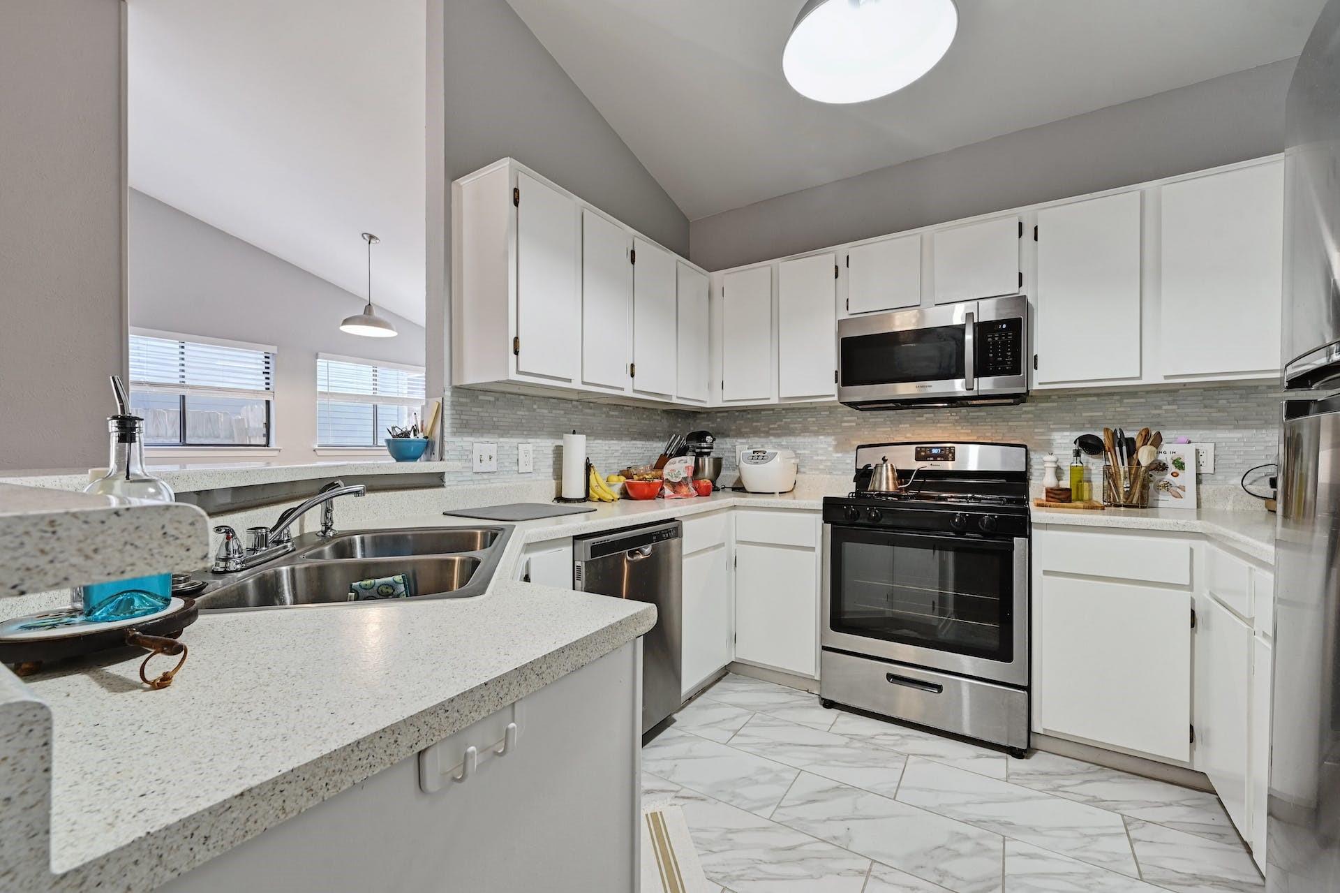 2503 HOWELLWOOD Way # B, Austin, TX 78748