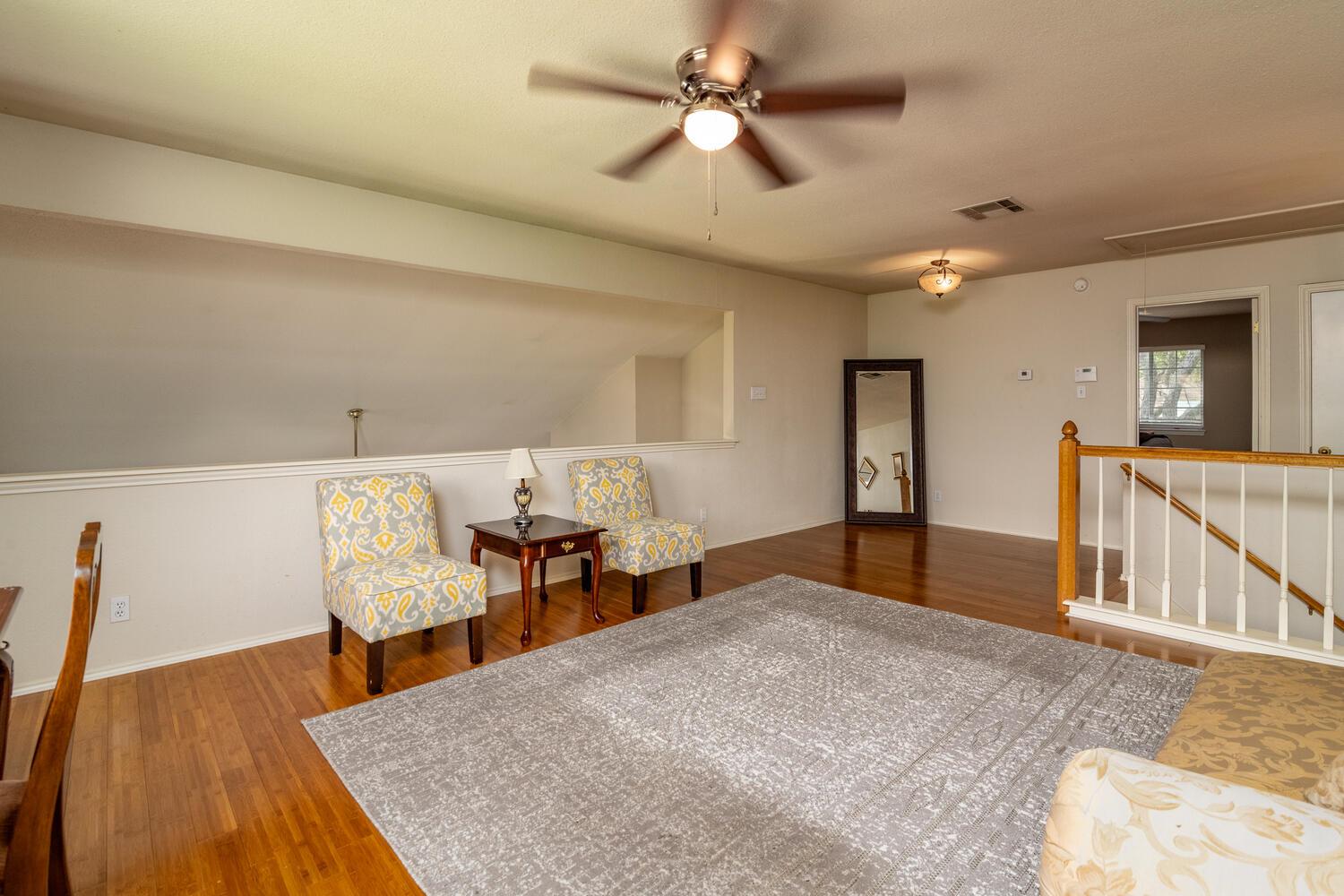 805 Oak Park Dr, Round Rock, TX 78681