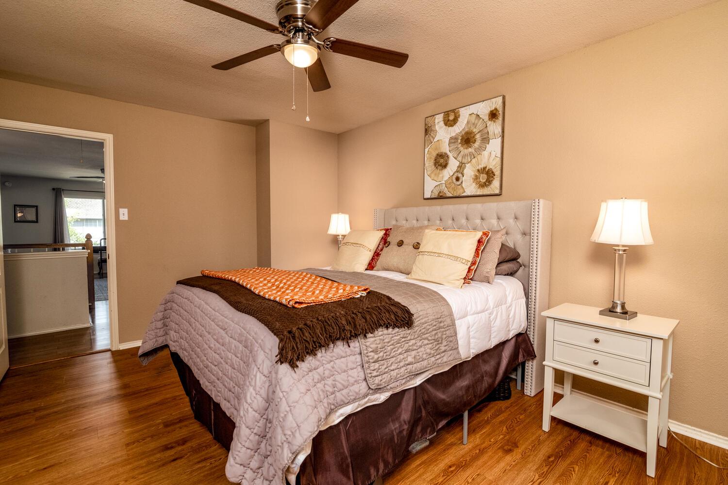 805 Oak Park Dr, Round Rock, TX 78681