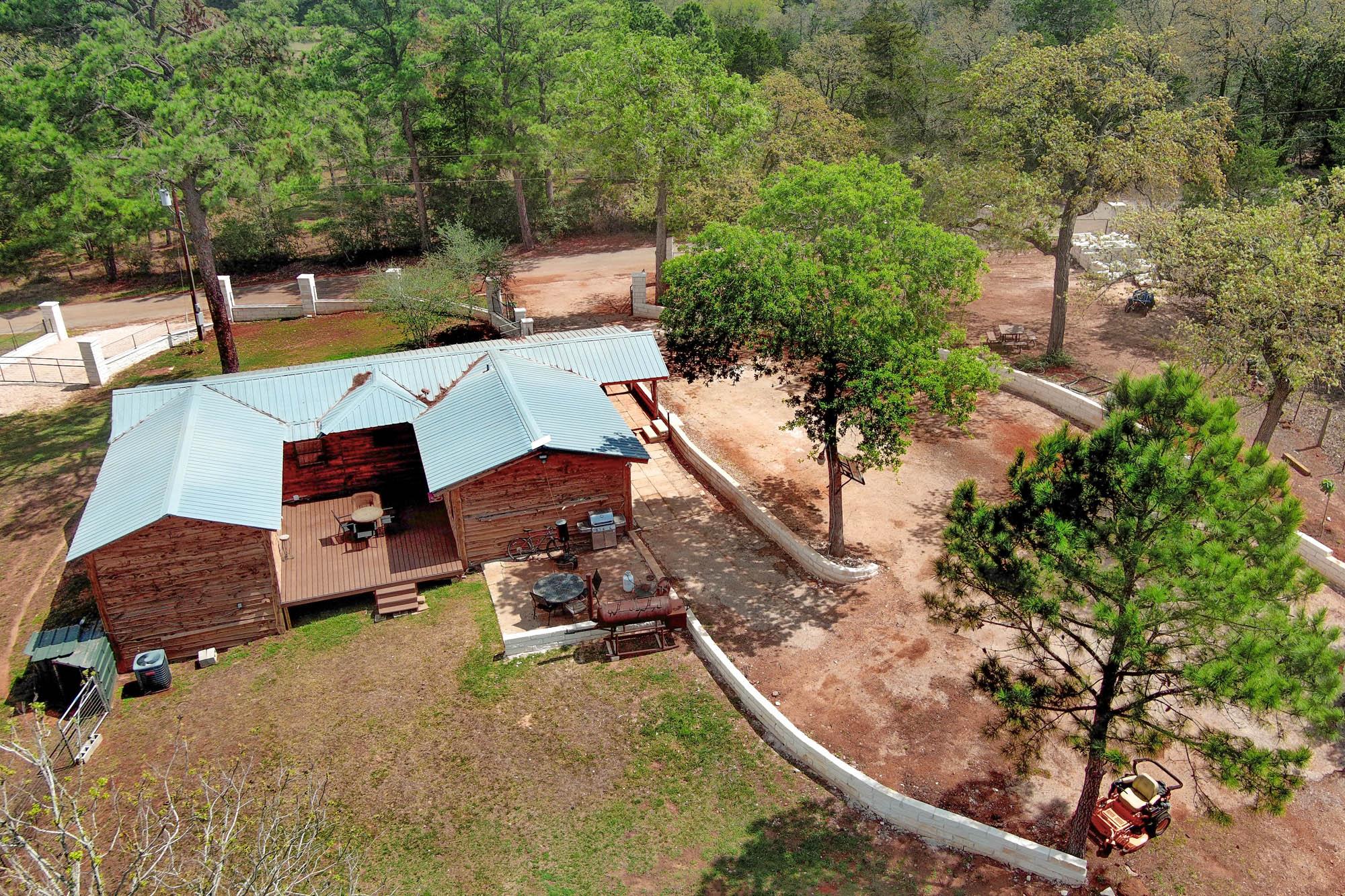 254 Copeland Hill Rd, Smithville, TX 78957