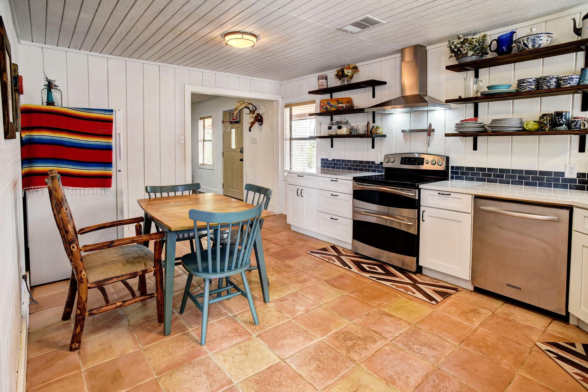 254 Copeland Hill Rd, Smithville, TX 78957