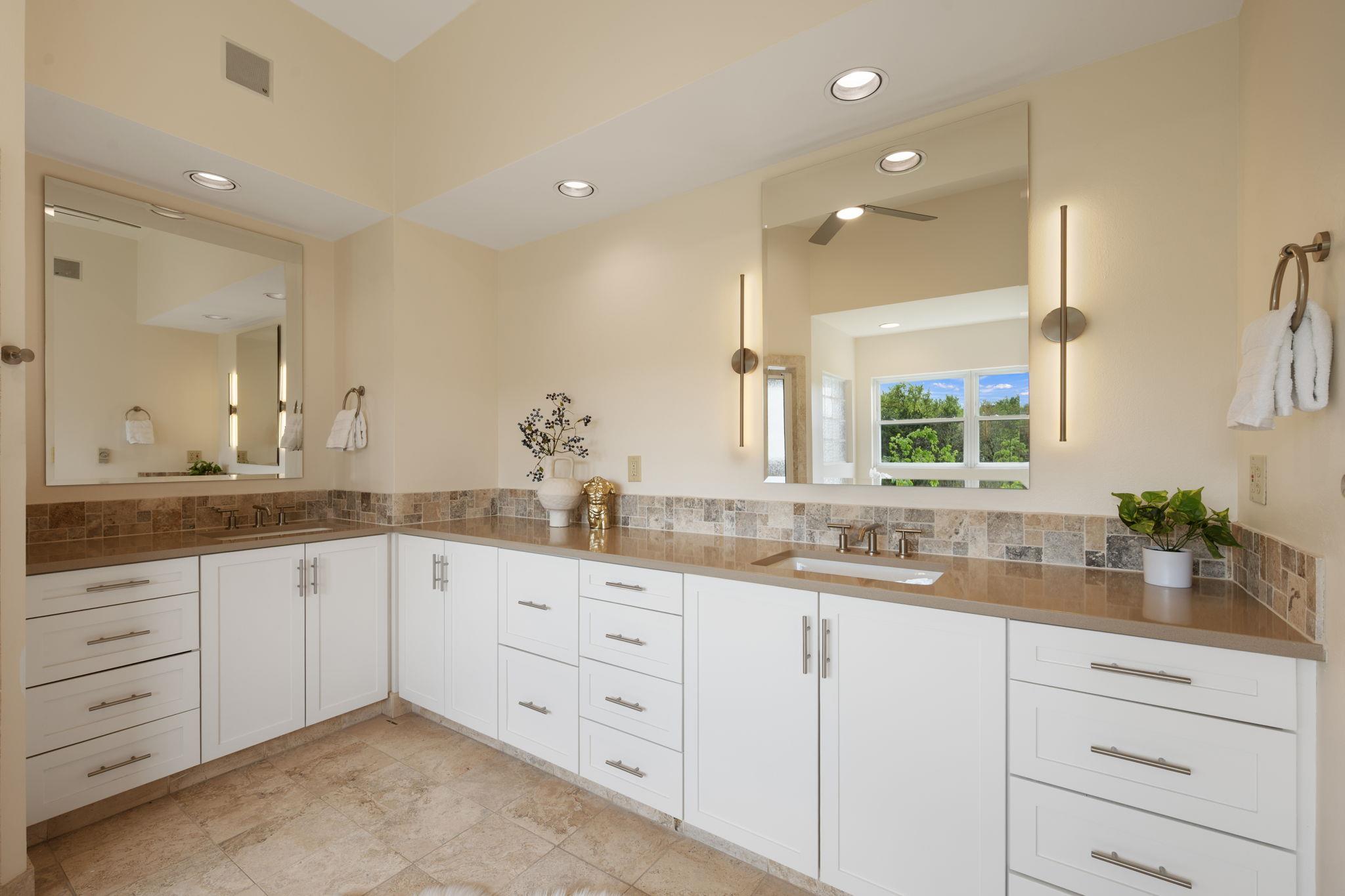 3 Brett Cv, Austin, TX 78746